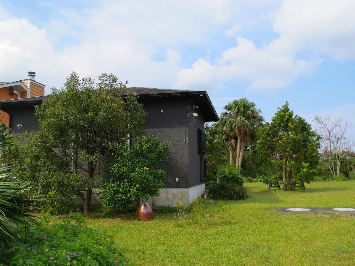 Cottage Orange House Yakushima Yakushima (Kagoshima) Exterior foto